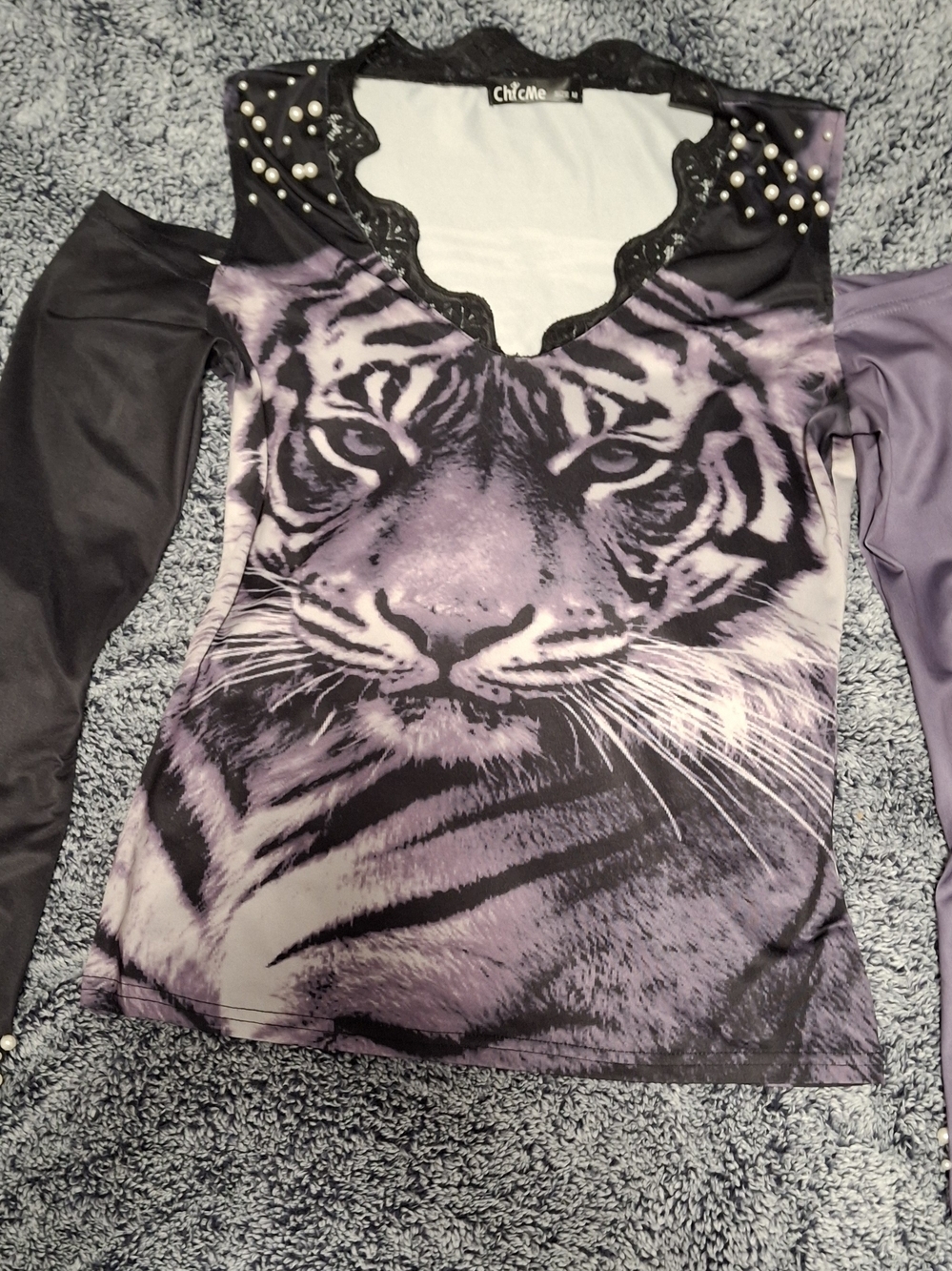 Only Worn 2 Times chic Lavender Tiger-Print Long Sleeve Top with Pearl Accents